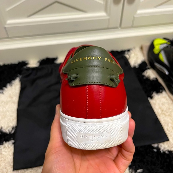 EUC Men’s Size 8 Givenchy Urban Street Leather Low-top Sneakers In Red/Green - Picture 9 of 13